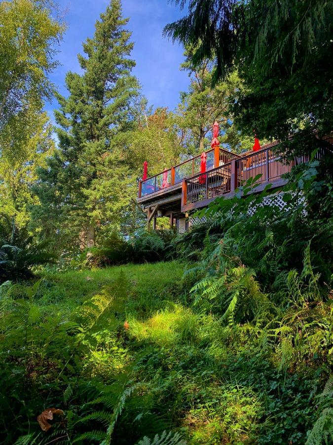 The Fraser River'S Edge B&B Lodge チリワック エクステリア 写真