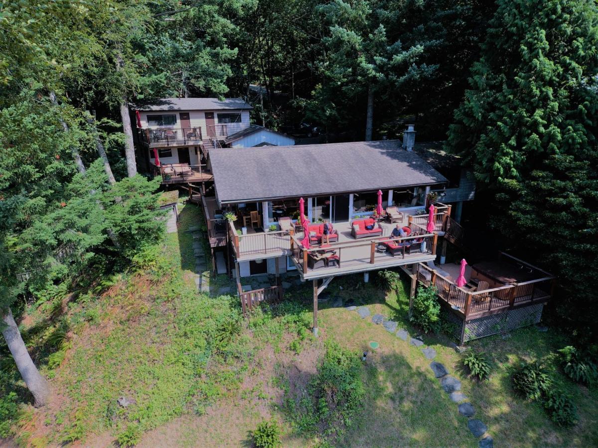 The Fraser River'S Edge B&B Lodge チリワック エクステリア 写真