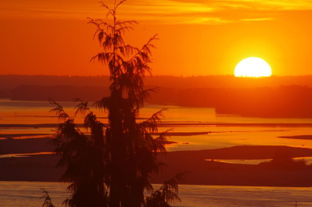 The Fraser River'S Edge B&B Lodge チリワック 部屋 写真